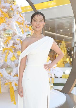 　ポーズを決めるＫoｋｉ，（撮影・佐々木彰尚）