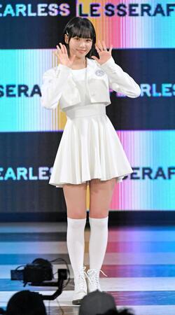 　ＬＥ　ＳＳＥＲＡＦＩＭ　ＪＡＰＡＮ　ＤＥＢＵＴ　ＳＨＯＷＣＡＳＥでのキム・チェウォン＝２０２３年１月撮影