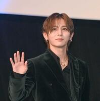 　舞台あいさつに登場した山田涼介（撮影・園田高夫）