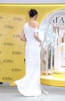 　会場を後にするＫｏｋｉ，（撮影・佐々木彰尚）