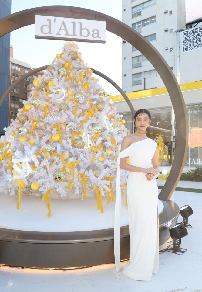 　ポーズを決めるＫoｋｉ，（撮影・佐々木彰尚）