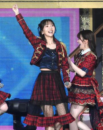 　会場を盛り上げる高城亜樹（撮影・堀内翔）