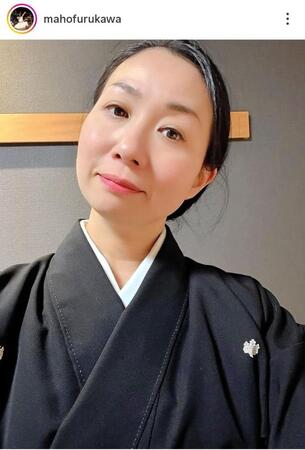 　古川真穂のインスタグラム＠ｍａｈｏｆｕｒｕｋａｗａ（１２月７日付）より 
