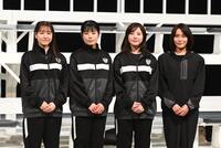 　（左から）桜井日奈子、さとうほなみ、吉高由里子、山口紗弥加（撮影・園田高夫）