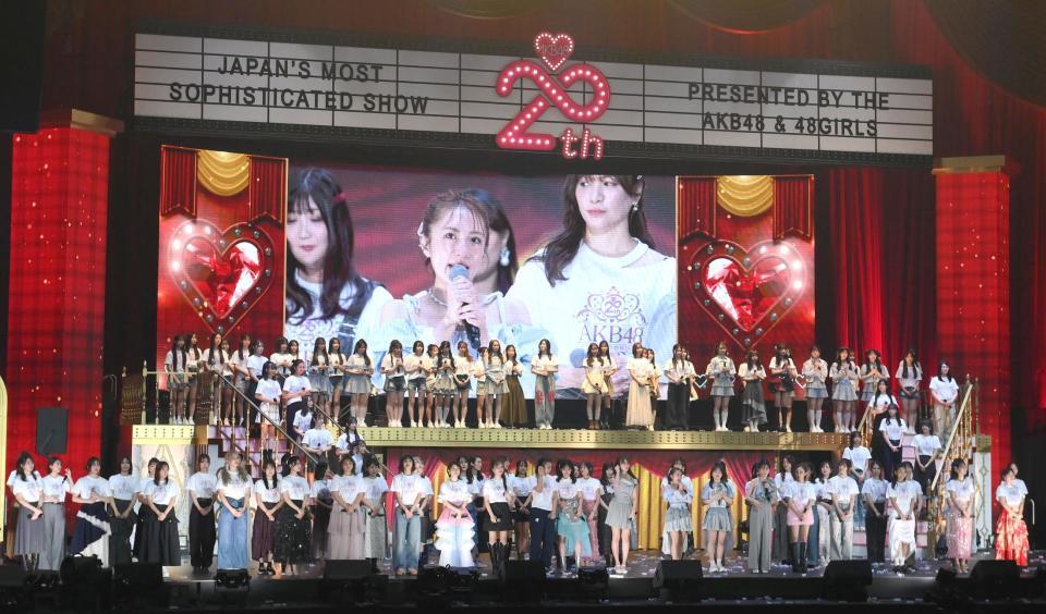 　すべてのキャストが登壇したステージ（撮影・堀内翔）