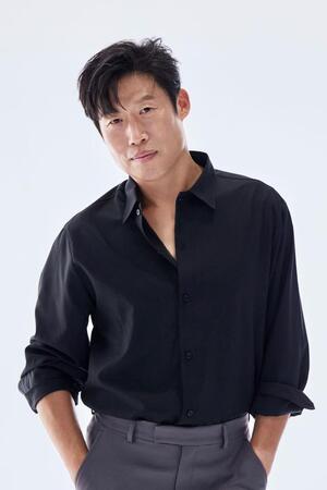 　映画「ＹＡＤＡＮＧ／ヤダン」日本公開を記念して、来日が決定したユ・ヘジン