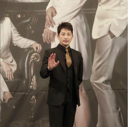 　韓国芸能プロダクション・Ｈｏｏｆａｃｔｏｒｙの公式インスタグラム＠ｈｏｏｆａｃｔｏｒｙ＿ｅｎｔｅｒｔａｉｎｍｅｎｔより　俳優のパク・シフ