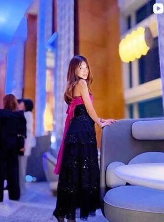 ほしのあきのインスタグラム＠ａｋｉｈｏｓｈｉｎｏ＿ｏｆｆｉｃｉａｌより