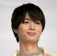 　青木柚（２０２４年５月撮影）