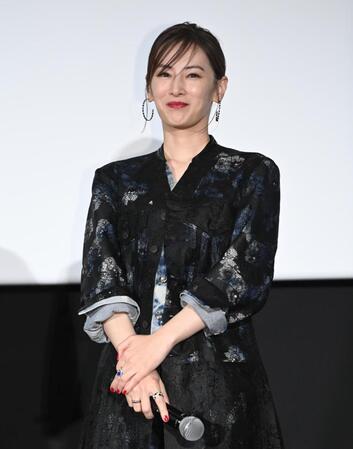 　舞台あいさつに登場した北川景子（撮影・開出牧）