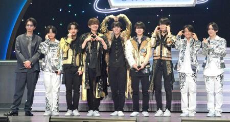 　意気込みを語る（左から）プロデューサーの大倉忠義、宮岡大愛、野田開仁、千井野空翔、阿達慶、竹村実悟、渡邉大我、山岸想、善如寺來