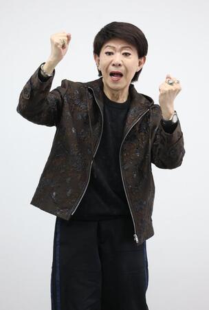 　元気な姿を見せた美川憲一（撮影・金田祐二）