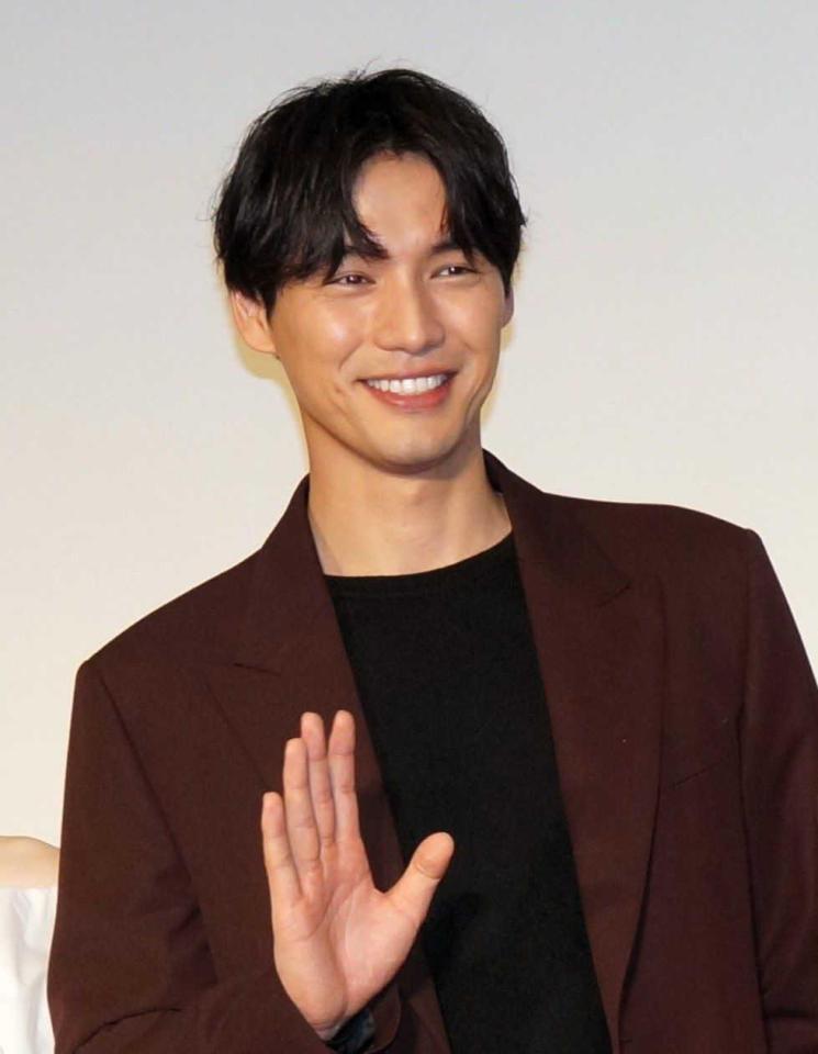 　サプライズで登場した福士蒼汰