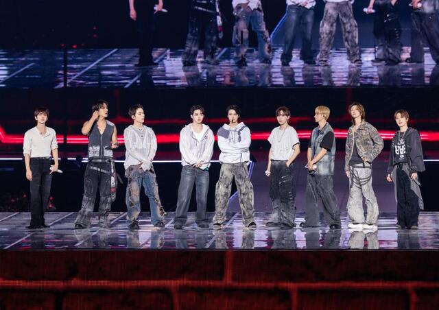 SEVENTEEN 東京ドーム2DAYSで10万人熱狂！趣向こら