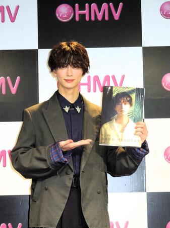 　初写真集「Ｔｅｍｐｔａｔｉｏｎ」発売イベントを行った俳優の池田匡志