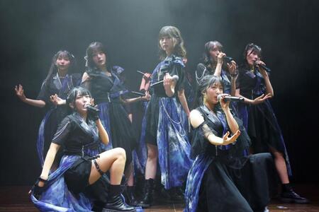 　デビュー２周年を記念したワンマンライブを開催したＷＨＩＴＥ　ＳＣＯＲＰＩＯＮ　©ＯＶＥＲＳＥ／ＫＩＮＧ　ＲＥＣＯＲＤＳ