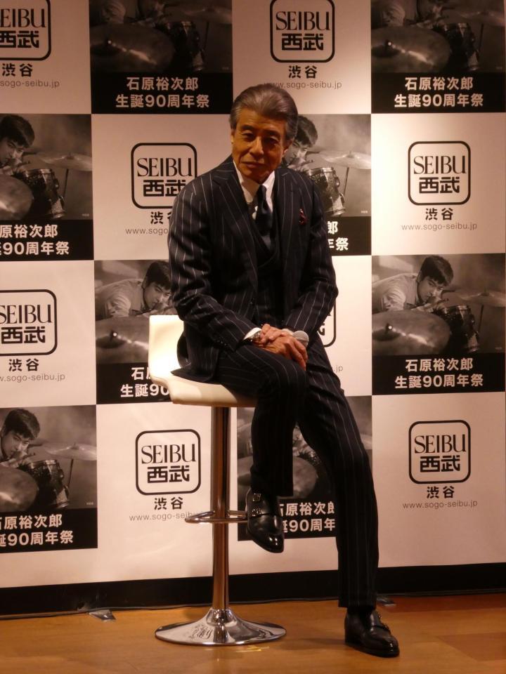 イベントに登壇した舘ひろし