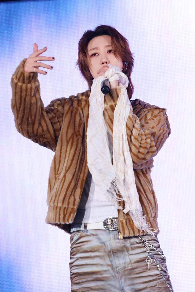 ＴＨＥ　８　ⓟ＆©　ＰＬＥＤＩＳ　Ｅｎｔｅｒｔａｉｎｍｅｎｔ