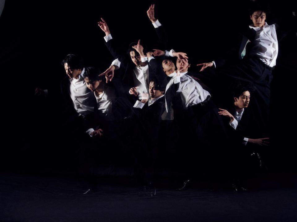 　新原泰佑ファースト写真集「Ｆｌｉｃｋｅｒ」より