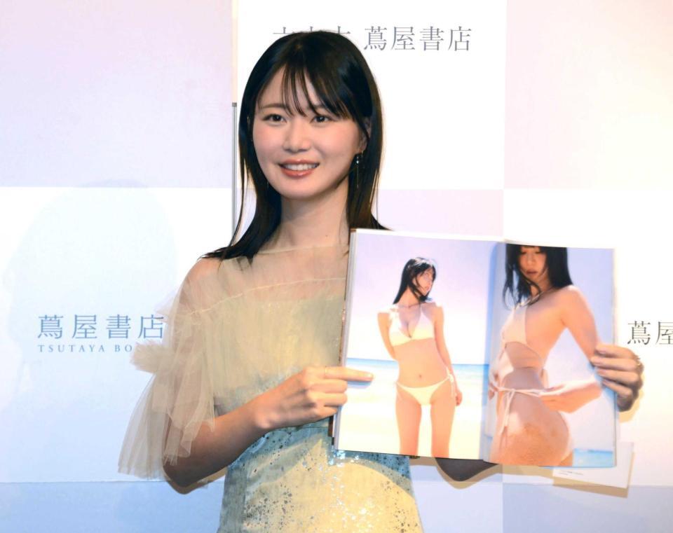 　お気に入りカットを見せるいけちゃん