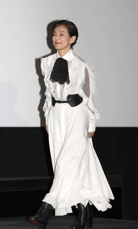 　イベントに登場した鈴木保奈美（撮影・佐々木彰尚）