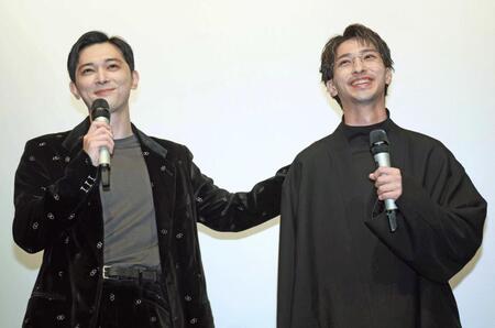 　トーク盛り上げる吉沢亮（左）と横浜流星（撮影・金田祐二）