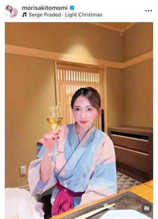 森咲智美のインスタグラム＠ｍｏｒｉｓａｋｉｔｏｍｏｍｉから