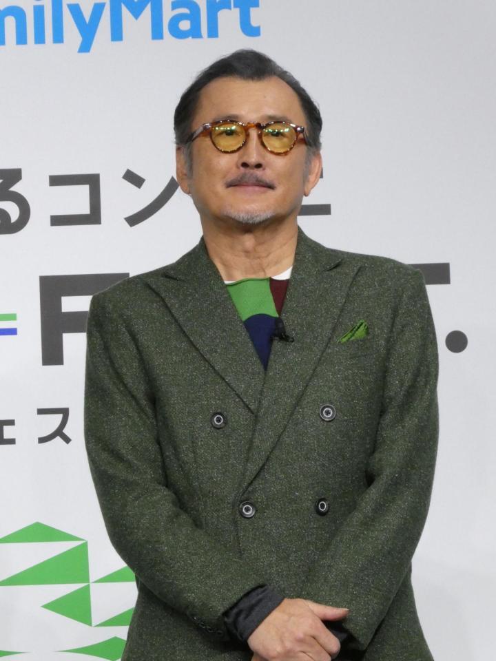 　イベントに登壇した吉田鋼太郎