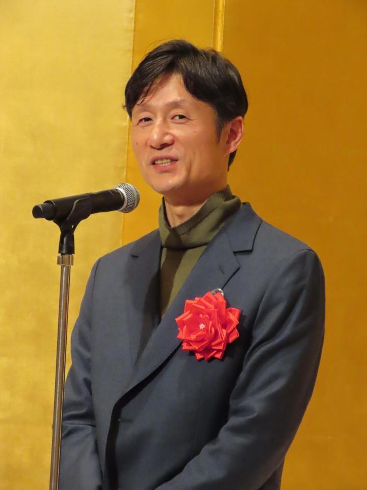 　表彰を受けた李相日監督