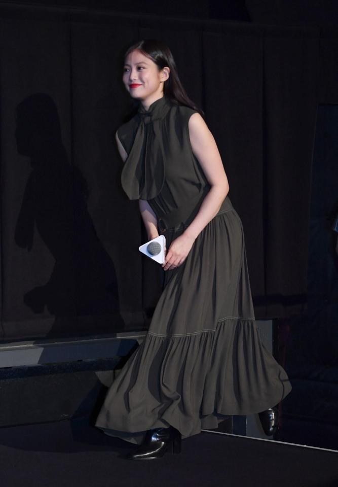 　舞台あいさつに登場した今田美桜（撮影・開出牧）