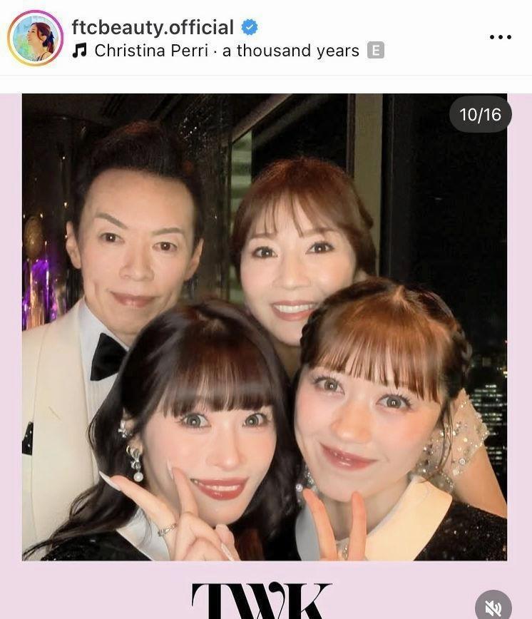 君島十和子さんのインスタグラム＠ｆｔｃｂｅａｕｔｙ．ｏｆｆｉｃｉａｌ（１２月１８日付）より 