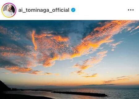 妊娠を発表した冨永愛のインスタグラム＠ａｉ＿ｔｏｍｉｎａｇａ＿ｏｆｆｉｃｉａｌより