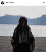 ロングのツヤ髪が美しいニコラス妻。芝田璃子のインスタグラム＠ｌｉｋｏ．ｓｈｉｂａｔａより