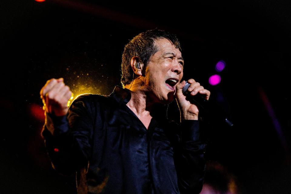 　ツアーファイナルで熱唱する矢沢永吉（ＨＩＲＯ　ＫＩＭＵＲＡ撮影）