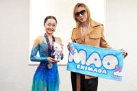 　ＹＯＳＨＩＫＩ（右）と島田麻央