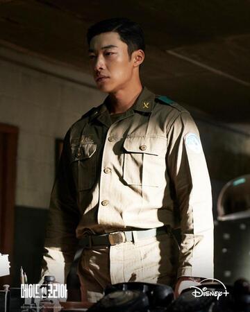 　Ｄｉｓｎｅｙ　Ｐｌｕｓ　Ｋｏｒｅａの公式Ｘ＠ＤｉｓｎｅｙＰｌｕｓＫＲより　ウ・ドファン　ドラマ「Ｍａｄｅ　Ｉｎ　Ｋｏｒｅａ」スチールカット