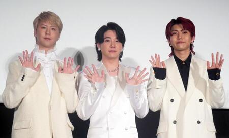 　Ｍｒｓ．ＧＲＥＥＮ　ＡＰＰＬＥ（左から）藤澤涼架、大森元貴、若井滉斗＝２０２４年９月