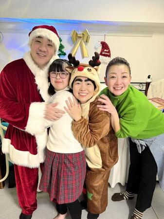 　西村氏とイモトアヤコの訪問を受けた田中ファミリー