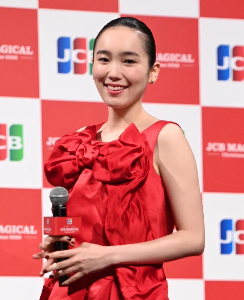 　イベントに登場した飯豊まりえ（撮影・開出牧）