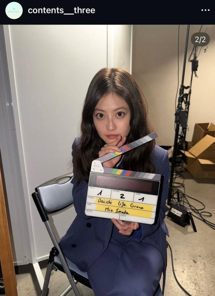 コンテンツ・スリーのインスタグラム（＠ｃｏｎｔｅｎｔｓ＿＿ｔｈｒｅｅ）より、今田美桜のオフショット