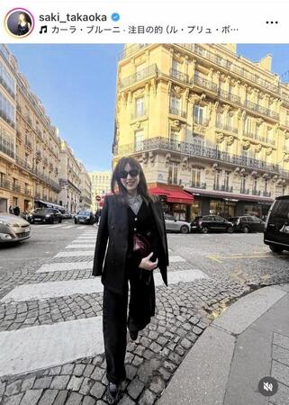 パリで。高岡早紀のインスタグラム＠ｓａｋｉ＿ｔａｋａｏｋａ（１２月２０日付）より 