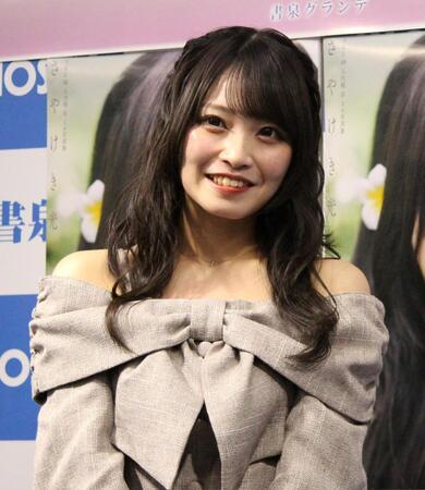 　笑顔を見せるＳＫＥ４８の入内嶋涼