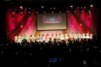 　（左から）八坂沙織、志村理佳、秋田恵里、渡邉ひかる、宮崎理奈、勝田梨乃、荒井玲良、溝手るか、後藤彩、渡邉幸愛、浅川梨奈、坂林佳奈、門林有羽、竹内ななみ、田中想、鎌田彩樺、柏綾菜、河村果歩、櫻井陽夏