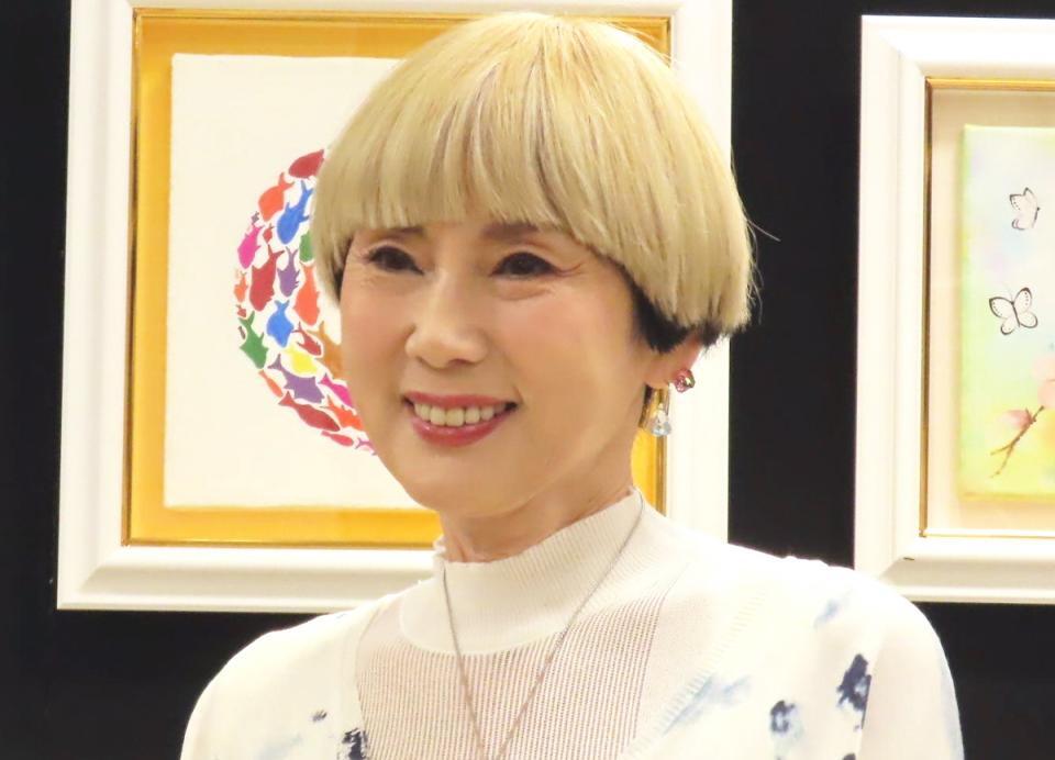 　秋野暢子