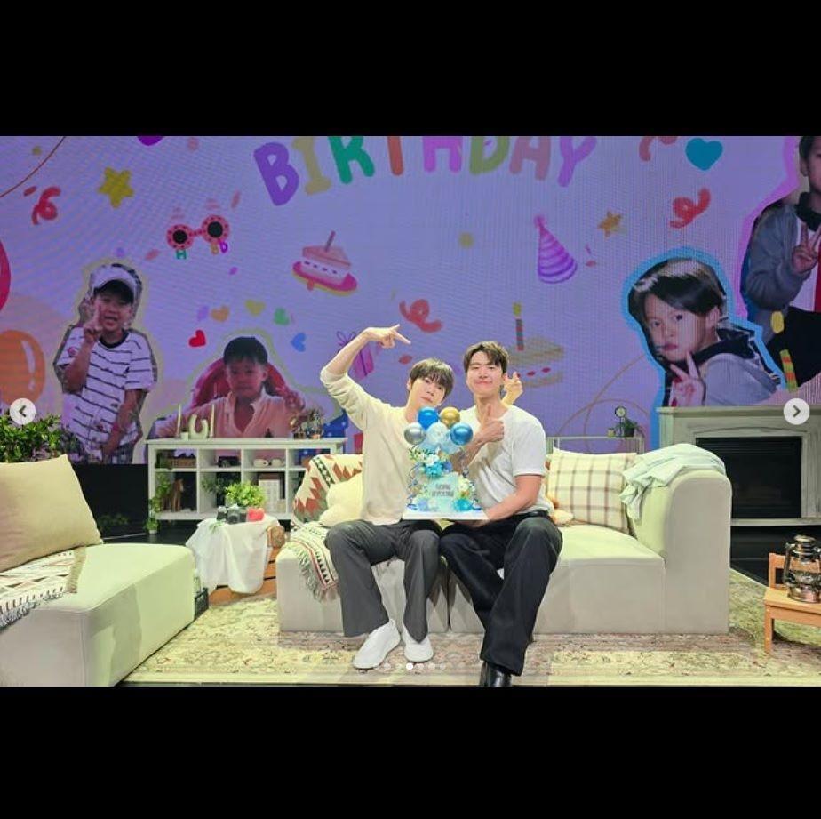 　コンミョンの公式インスタグラム＠０ｍｙｏｕｎｇ＿０５２６より（左から）弟のＮＣＴ・ドヨン、コンミョン