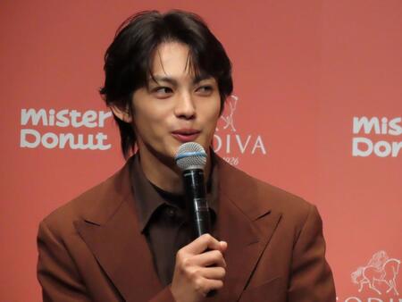 　Ｍｉｓｔｅｒ　Ｄｏｎｕｔ×ＧＯＤＩＶＡ新商品発表会に出席した神尾楓珠