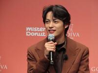 　「Ｍｉｓｔｅｒ　Ｄｏｎｕｔ×ＧＯＤＩＶＡ」新商品発表会に出席した神尾楓珠