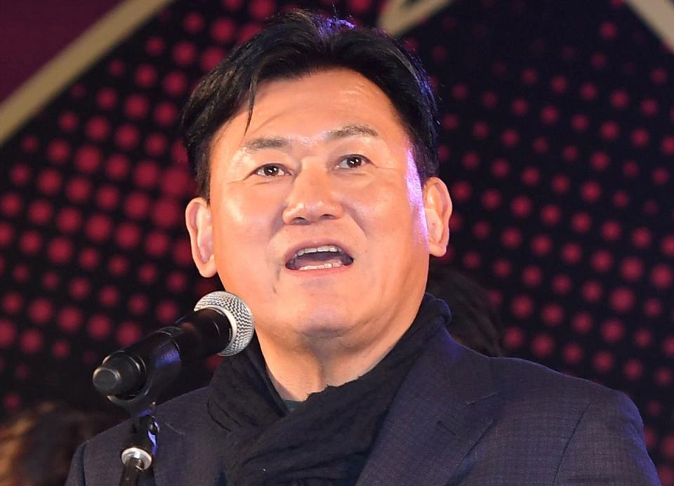 　三木谷浩史氏