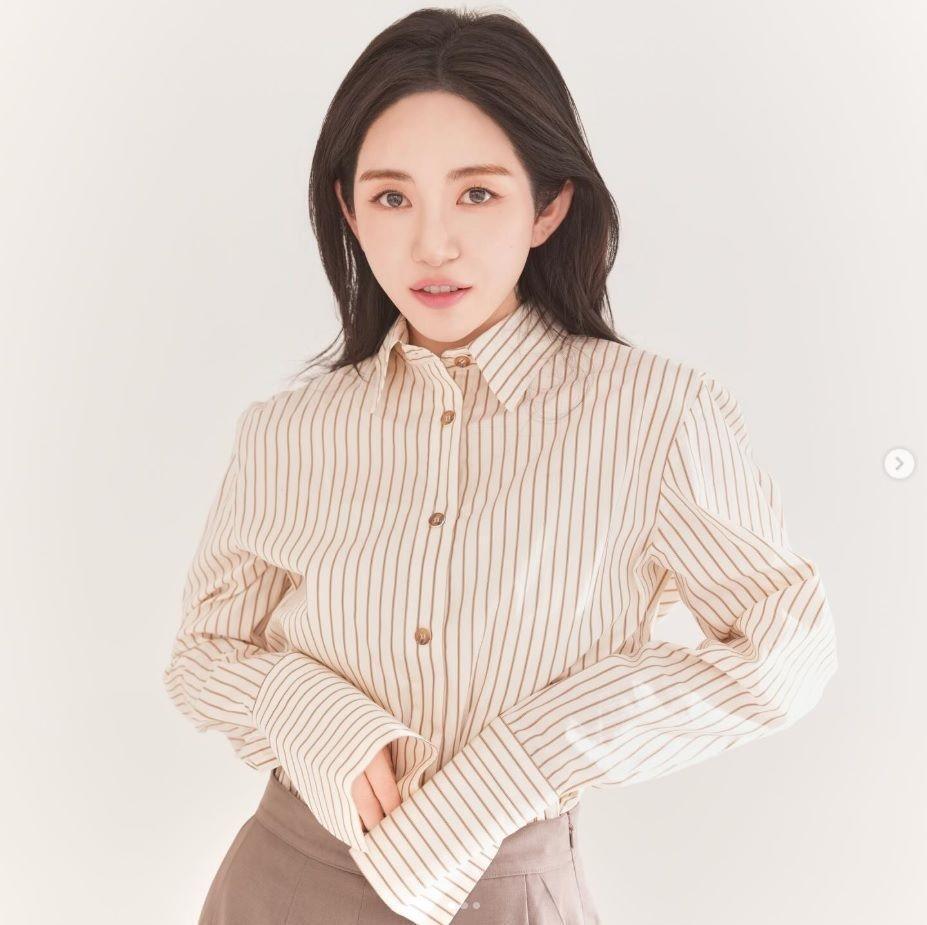 　韓国芸能プロダクション・ＭＯＤＥＮ　ＢＥＲＲＹ　ＫＯＲＥＡの公式インスタグラム＠ｍｂｋ．ｅｎｔ＿ｏｆｆｉｃｉａｌより　クォン・ミナ