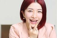 　笑顔を見せるなかねかな（撮影・石井剣太郎）